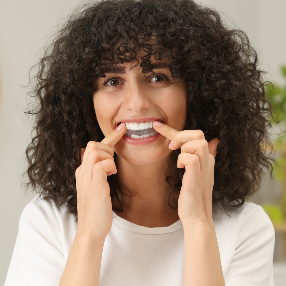 
                  
                    Teeth Whitening Strips w/ Hydroxyapatite
                  
                